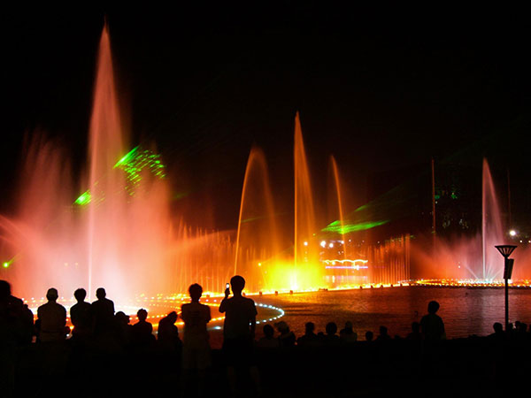 How To Control The Splash Of A Garden Fountain