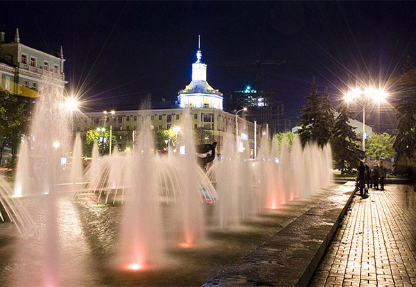 Rotating Musical Fountain Nozzles