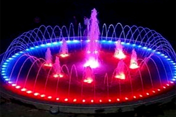 What are the important parts of the musical fountain