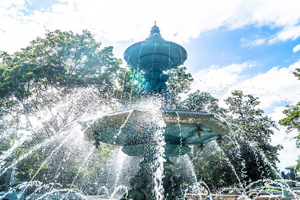 What equipment is needed to make a music fountain