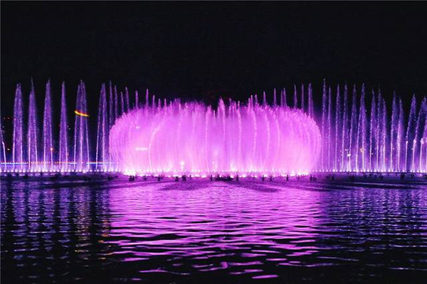 What factors affect the price of musical fountain