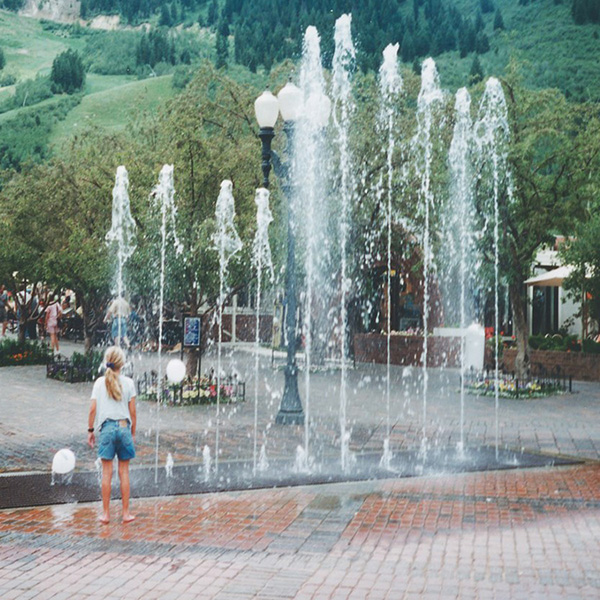 Dry Deck Fountain