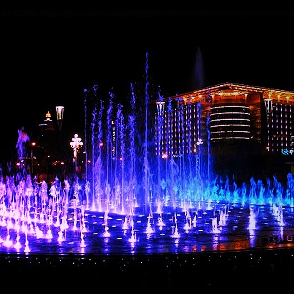 Dry Deck Fountain