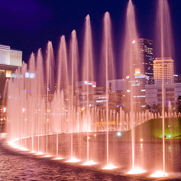 Floating Fountain Project In China Real Effect